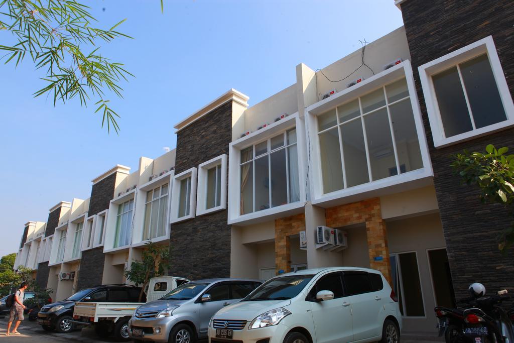Seroja Kostel Golo Hotel Yogyakarta Eksteriør billede