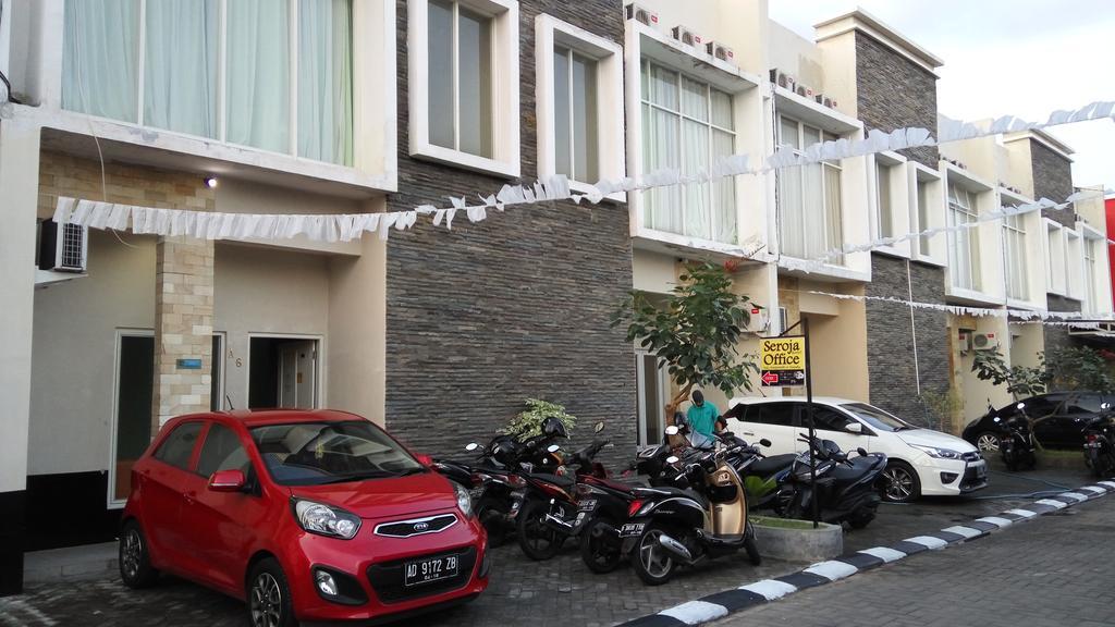 Seroja Kostel Golo Hotel Yogyakarta Eksteriør billede